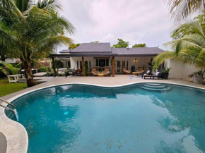 Sunset Retreat at Heart of Miami with pool